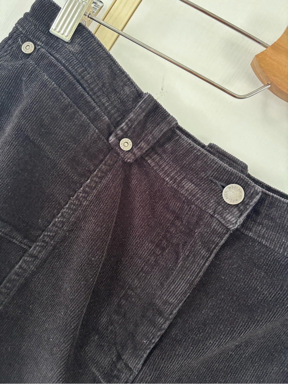 Woolrich Black Corduroy Skirt Size 10 Cottagecore Preppy Academia Old Money Soft - Picture 4 of 9